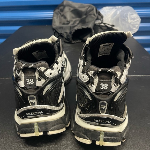 Balenciaga Black and White Running Shoes - Picture 5 of 7